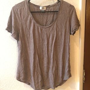 Old Navy T-shirt— size S